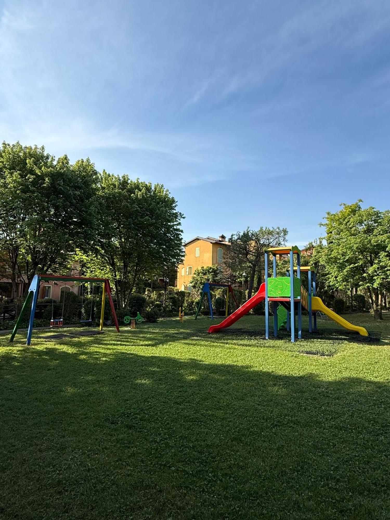 Апартаменты Borgo Del Torchio - Gardagate Манерба-дель-Гарда Экстерьер фото